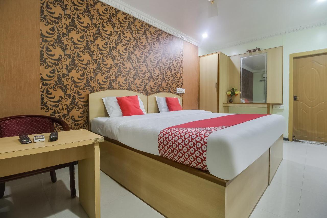 Velur Oyo 70841 Hotel Anjali Residency المظهر الخارجي الصورة
